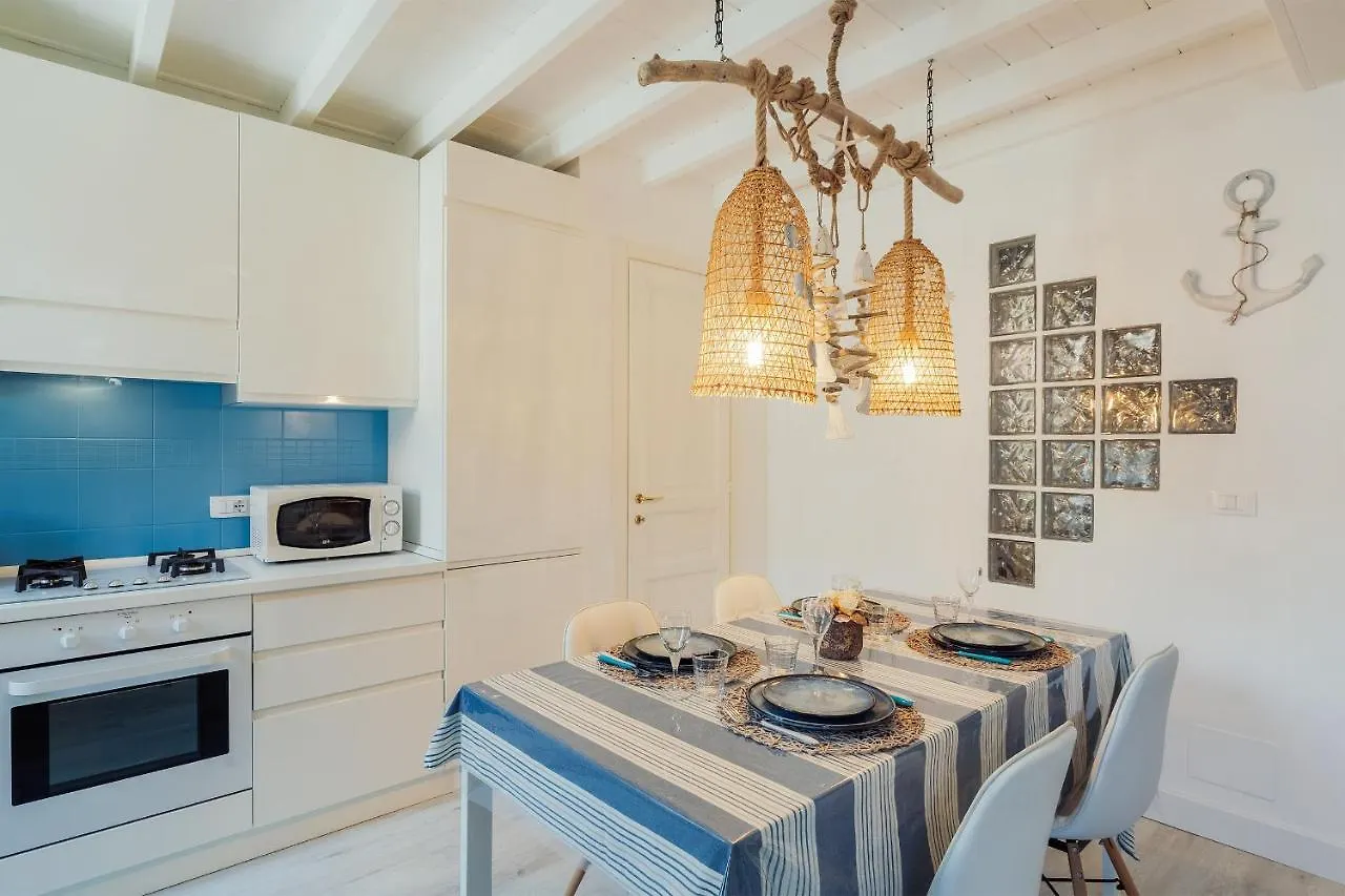 Sanremo Amazing Apartment With Private Parking