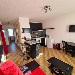 https://apartment-viktor-ii.fr-provencehotel.com